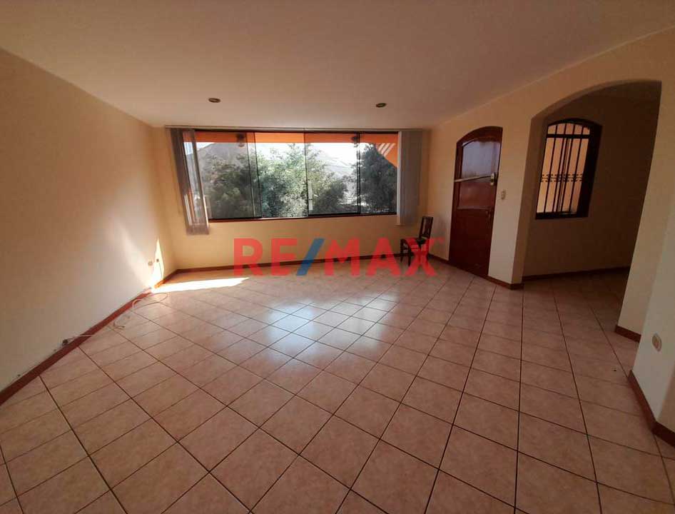 Maria-Elena-Costa-P02-01